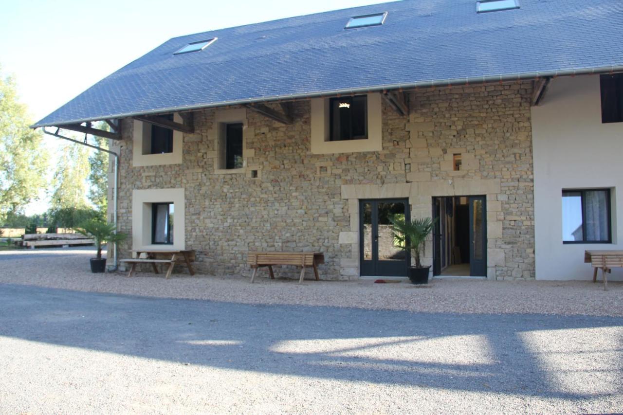 Logis Du Grand Pin Leilighet Saint-Martin-des-Entrées Eksteriør bilde