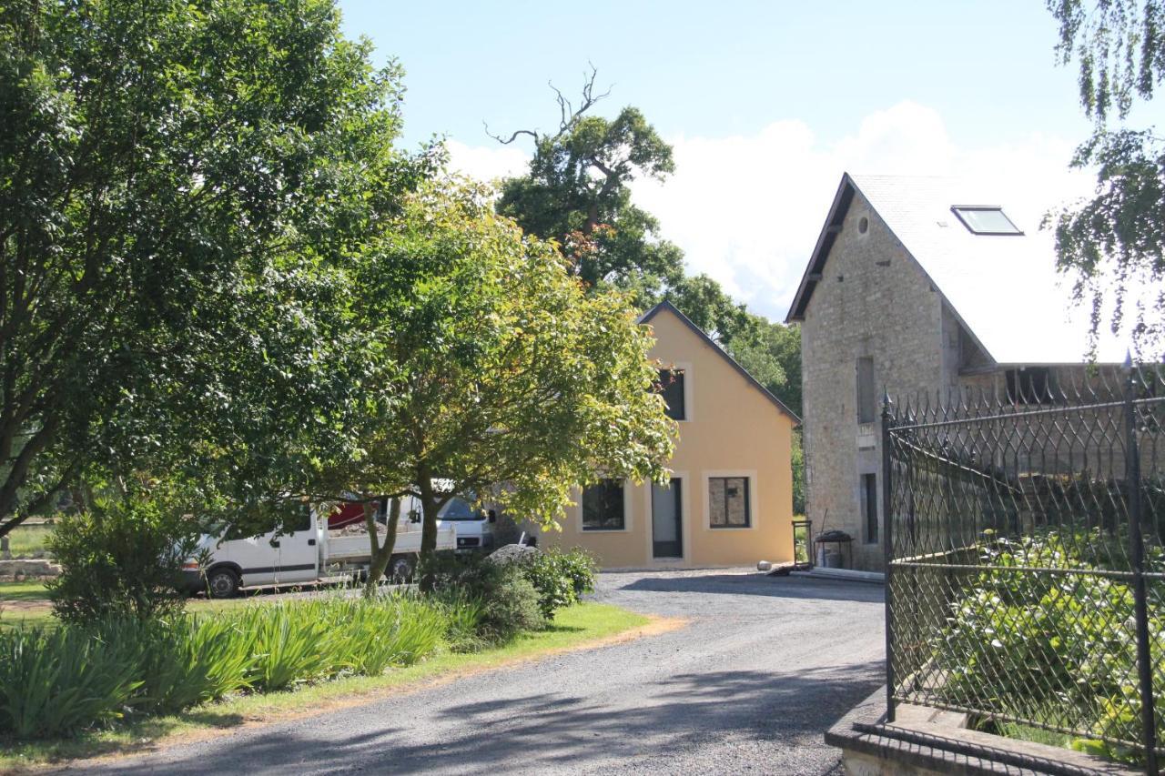 Logis Du Grand Pin Leilighet Saint-Martin-des-Entrées Eksteriør bilde